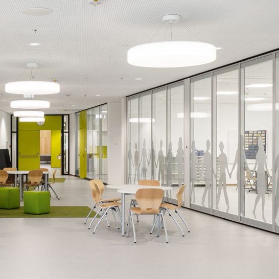 Sonsat - mobilné steny - školské priestory